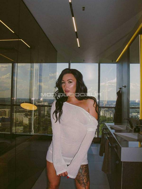 Фото Моника